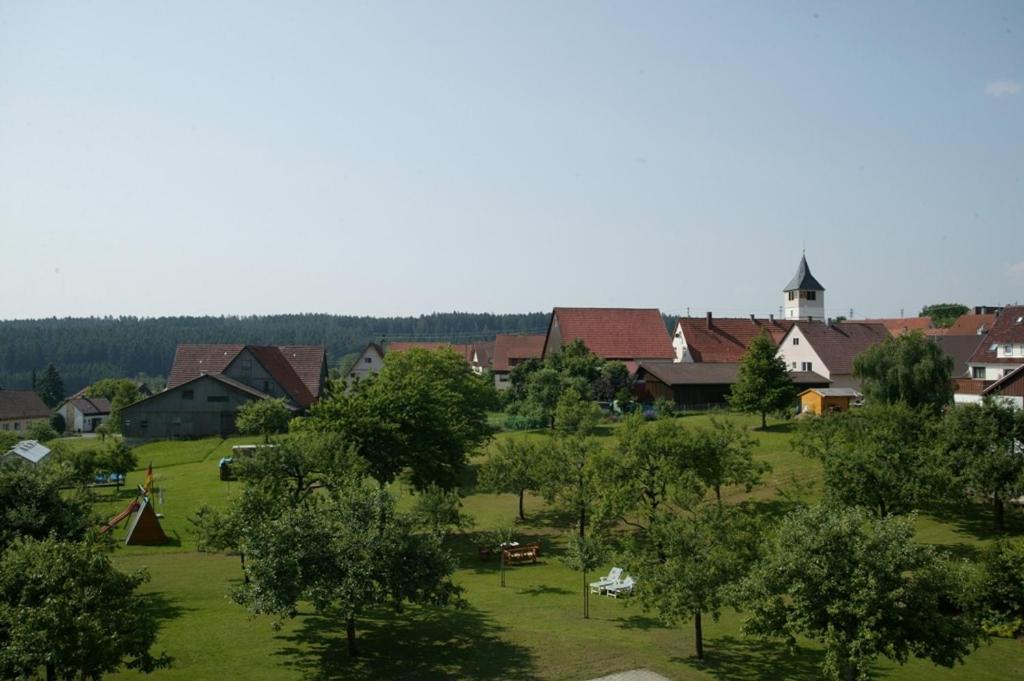 Landgasthof Loewen Neubulach Εξωτερικό φωτογραφία