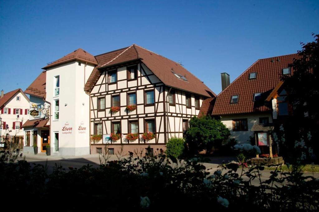 Landgasthof Loewen Neubulach Εξωτερικό φωτογραφία