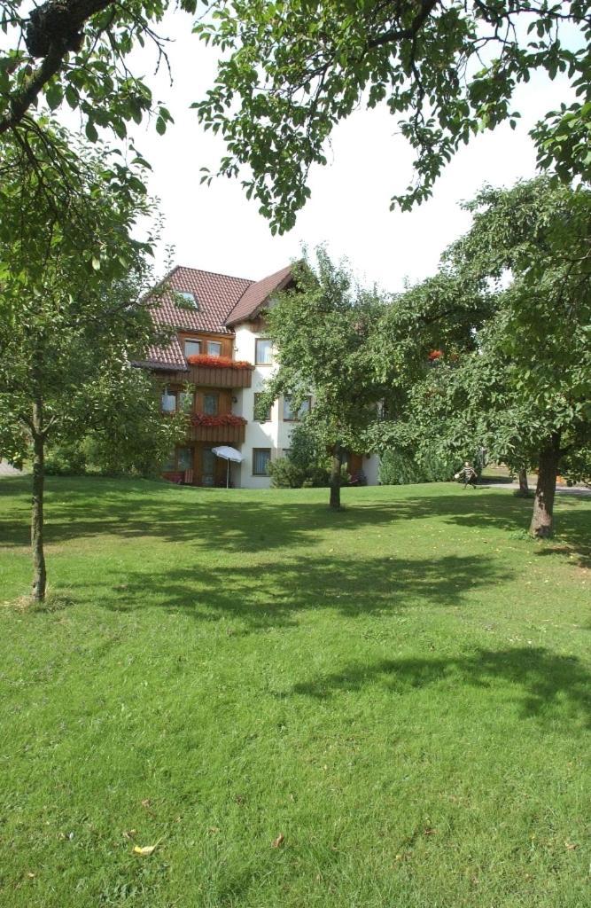 Landgasthof Loewen Neubulach Εξωτερικό φωτογραφία
